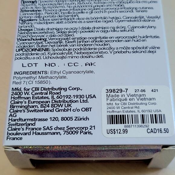 New Claire’s Vegan Glue-On Nails, 24pc Coffin Style, Periwinkle, Silver, Marble - Picture 4 of 4